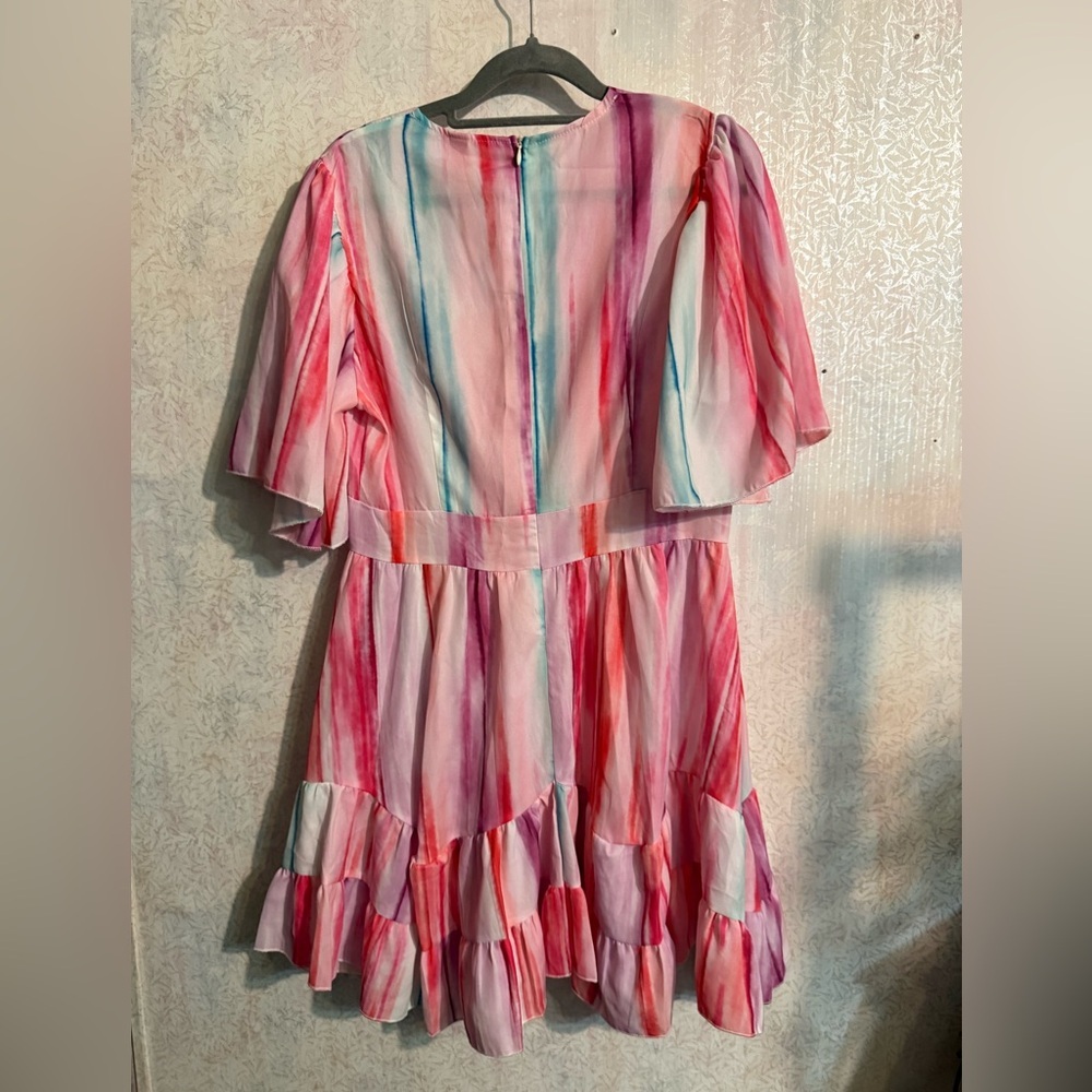 NWT Watercolor V Neck Dress Short Fluttery Sleeve Flowy Ruffle Hem Cotton Blend - Picture 4 of 8
